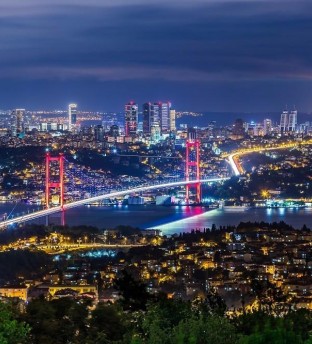 İstanbul’da Yılbaşı 2026: En İyi Yılbaşı Programları ve Etkinlikler
