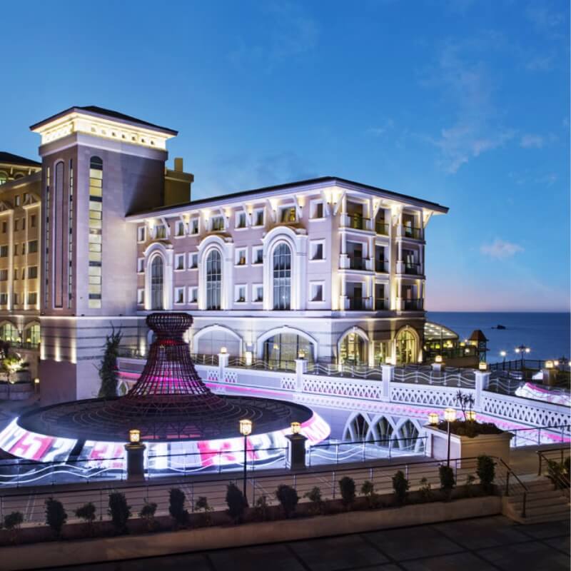 Kıbrıs Merit Royal Premium Hotel